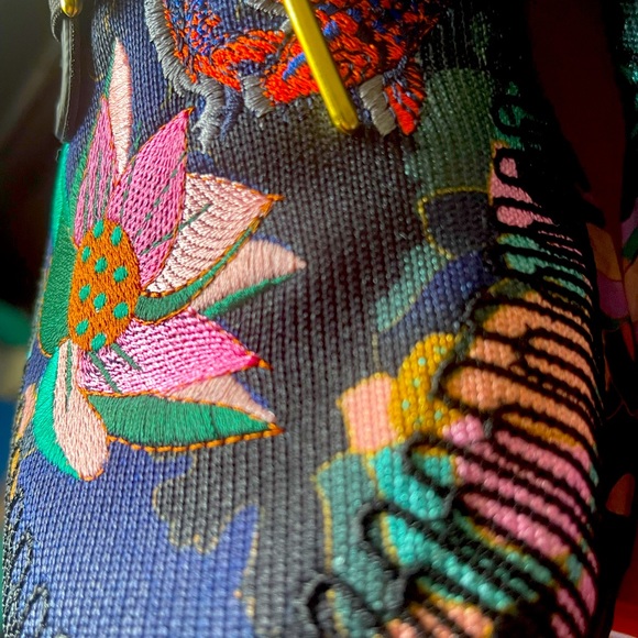 COPY - MINT condition, rare Chinese New Year Adidas Ultraboost. - Picture 5 of 9